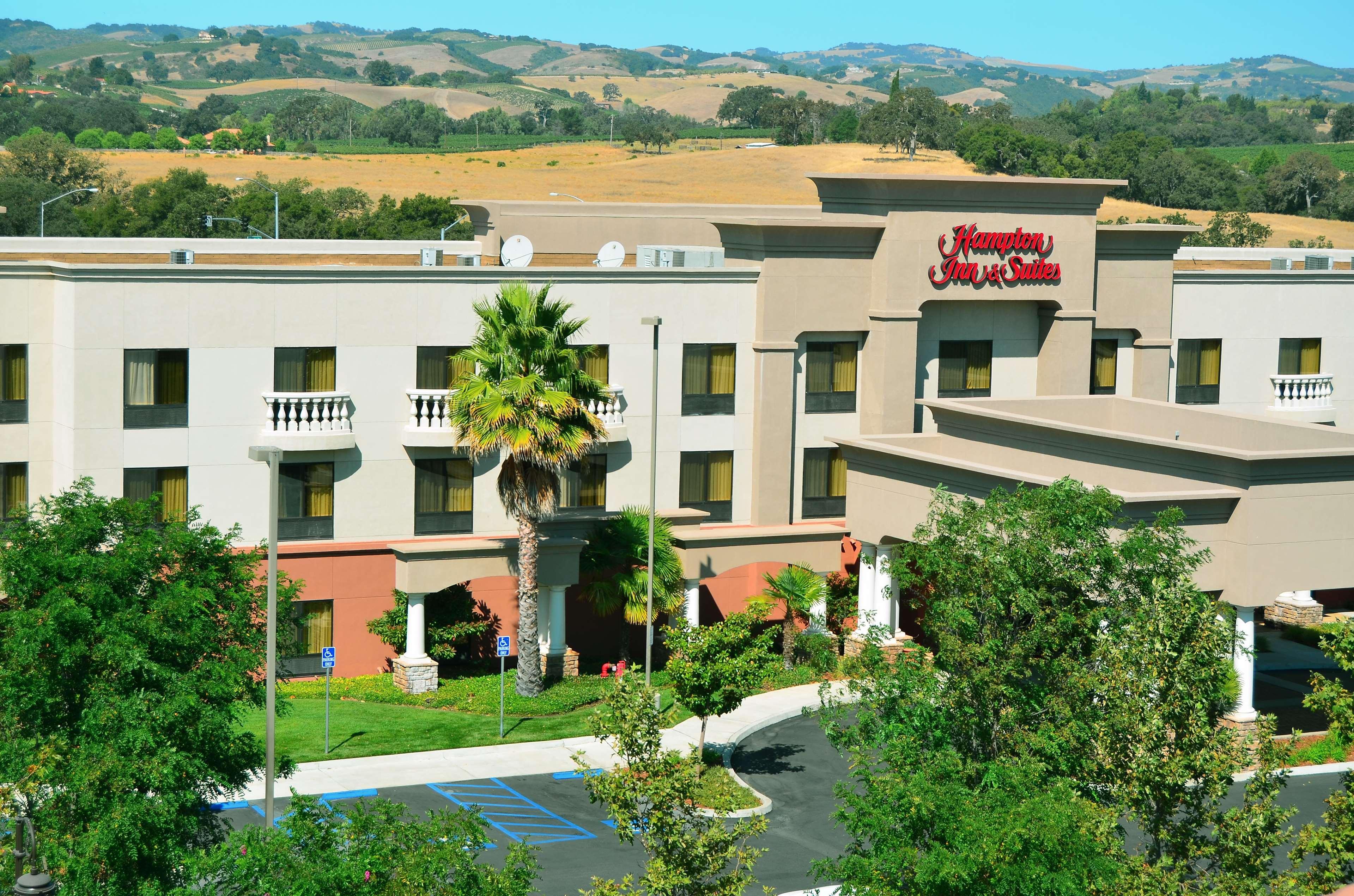 Hampton Inn & Suites Paso Robles Exterior photo